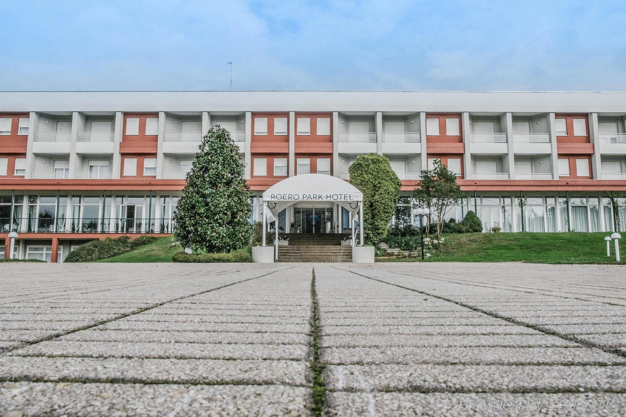 Roero Park Hotel Sommariva Perno Exterior photo
