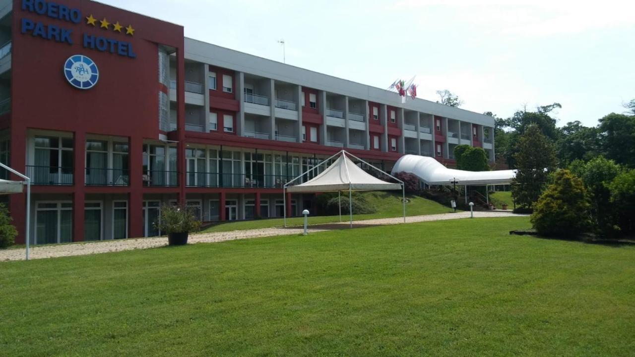 Roero Park Hotel Sommariva Perno Exterior photo