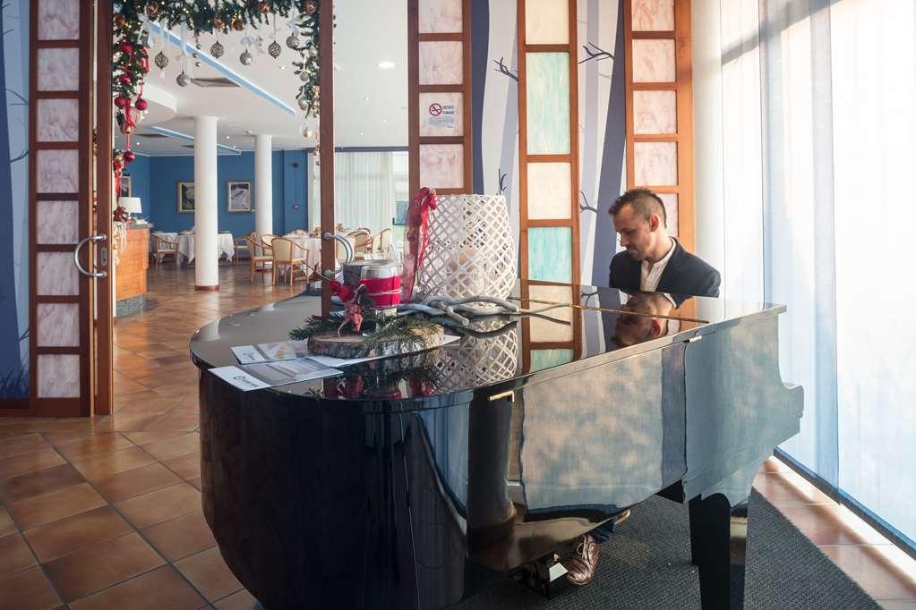 Roero Park Hotel Sommariva Perno Restaurant photo